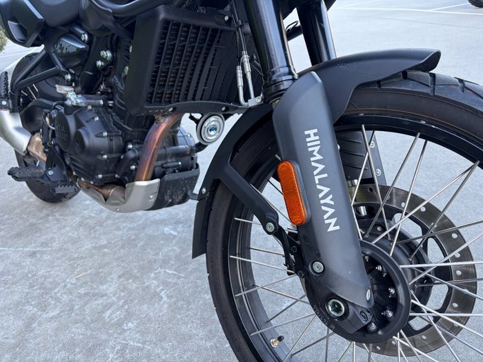 2025 Royal Enfield HIMALAYAN 450 BLACK
