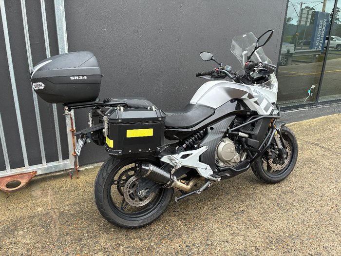 2021 CFMOTO 650MT ABS WHITE