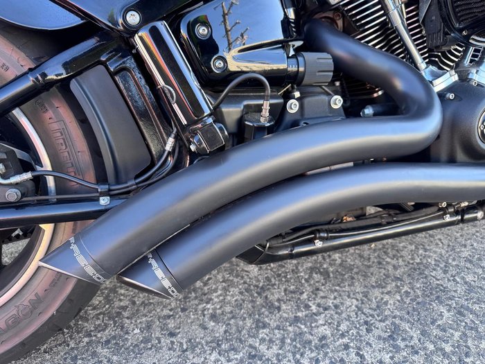 2018 Harley-Davidson Sport Glide 107 (FLSB) Softail Black