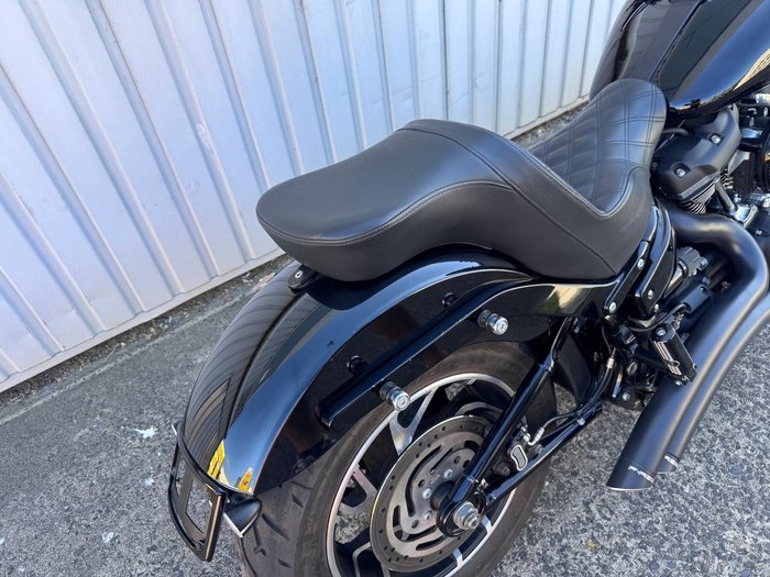 2018 Harley-Davidson Sport Glide 107 (FLSB) Softail Black