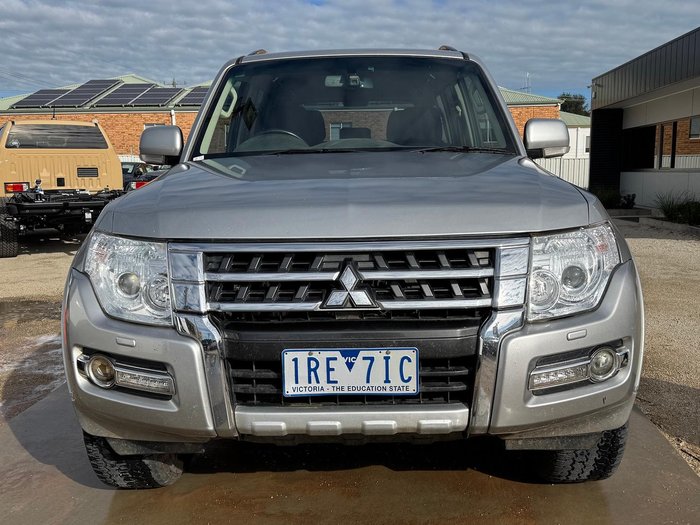 2019 Mitsubishi Pajero GLX