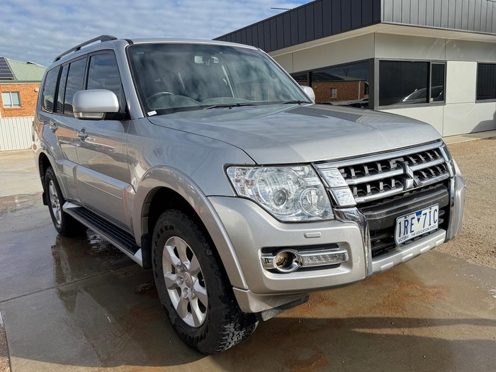 2019 Mitsubishi Pajero