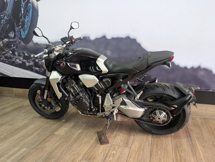 2018 Honda CB1000R (ABS) Black