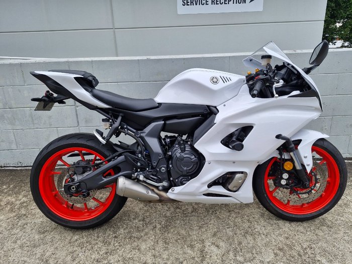 2023 Yamaha YZF-R7LA White