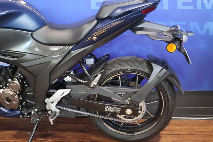 2023 Suzuki GIXXER Blue