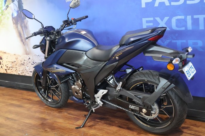 2023 Suzuki GIXXER Blue