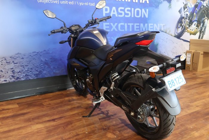 2023 Suzuki GIXXER Blue