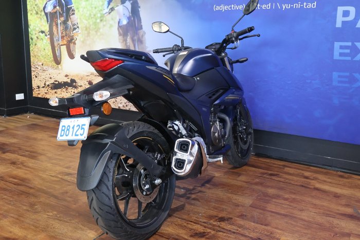 2023 Suzuki GIXXER Blue