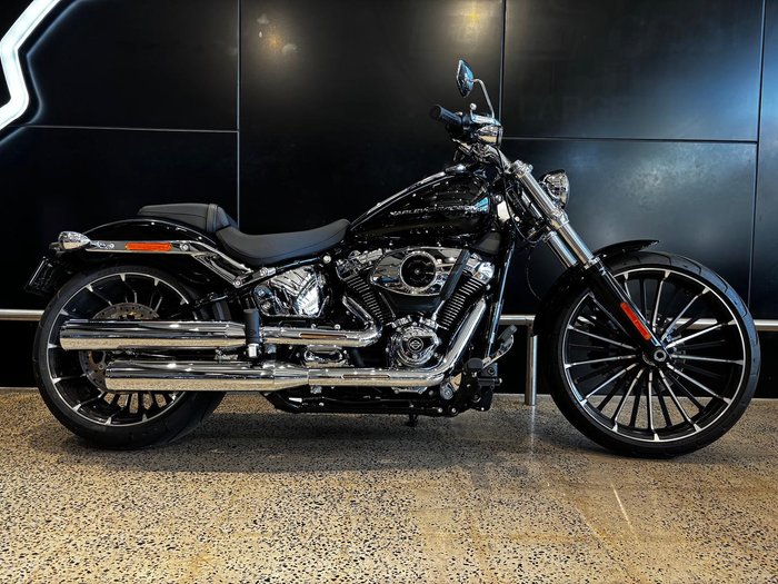 Harley-Davidson Breakout 117 (FXBR) Softail