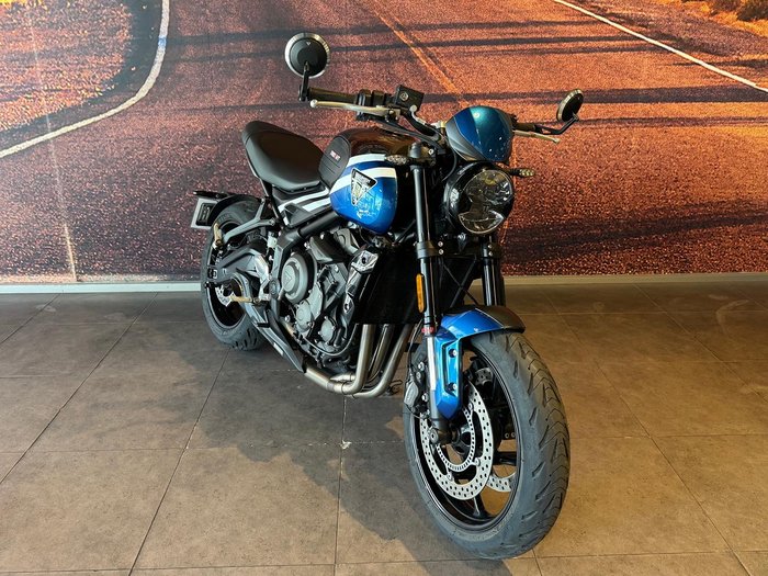 2025 Triumph Trident 660 Full Power Trident