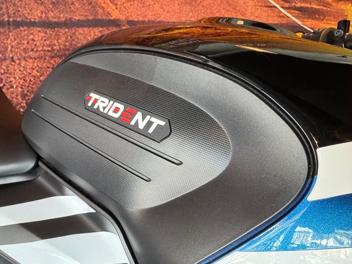 2025 Triumph Trident 660 Full Power Trident
