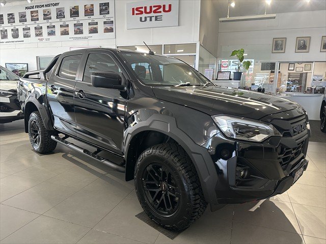 2026 ISUZU D-MAX BLADE