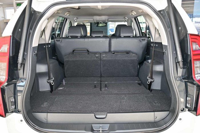 2025 Mitsubishi Pajero Sport GLS