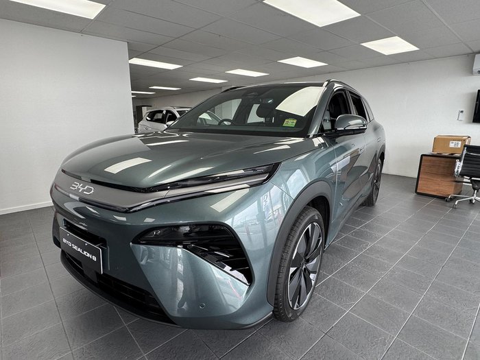 2026 BYD SEALION 8