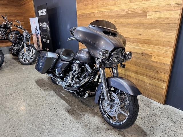 2013 Harley-Davidson Street Glide 103 (FLHX)