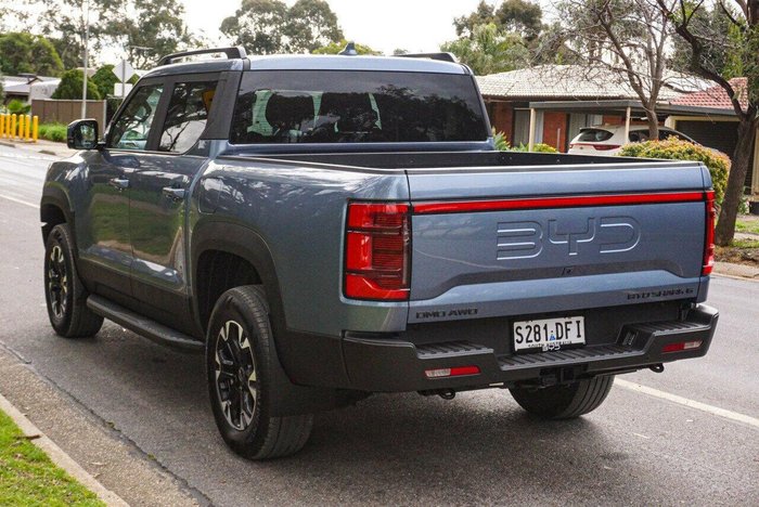 2025 BYD SHARK 6 Premium