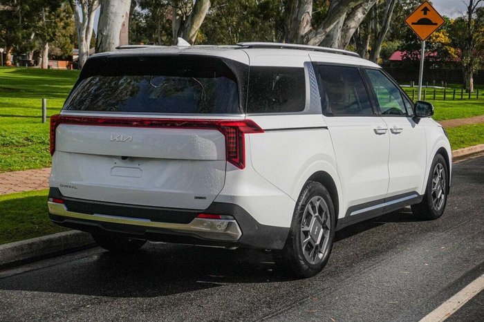 2025 Kia Carnival GT-Line HEV