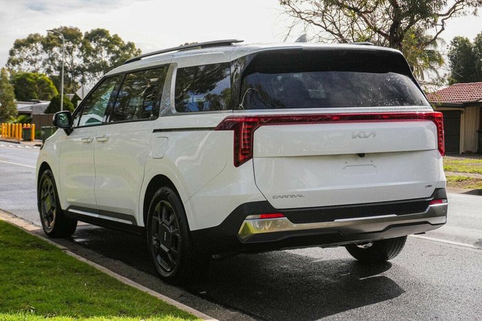 2025 Kia Carnival GT-Line HEV