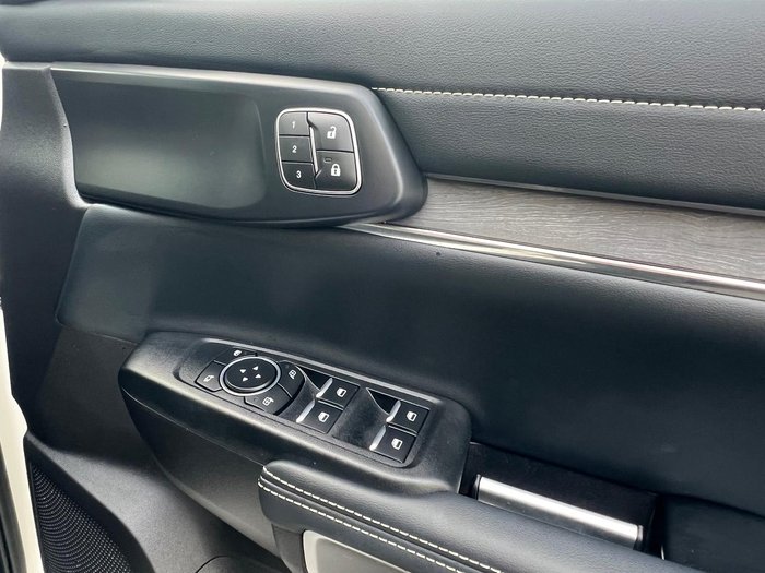 2026 Ford Everest Platinum