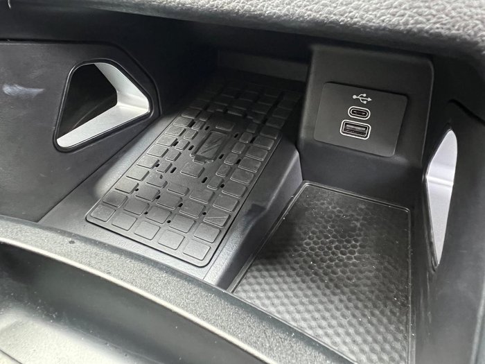 2026 Ford Everest Platinum