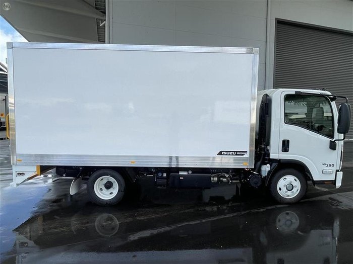 2025 Isuzu N Series NNR 45-150 DT D34 Vanpack