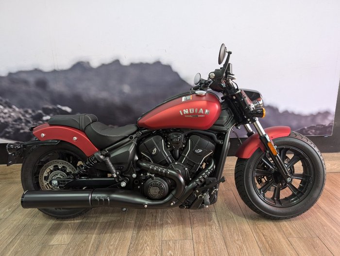 2025 INDIAN SCOUT BOBBER LIMITED RED