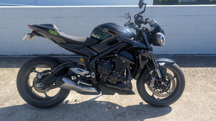 2025 Triumph STREET TRIPLE RS Black