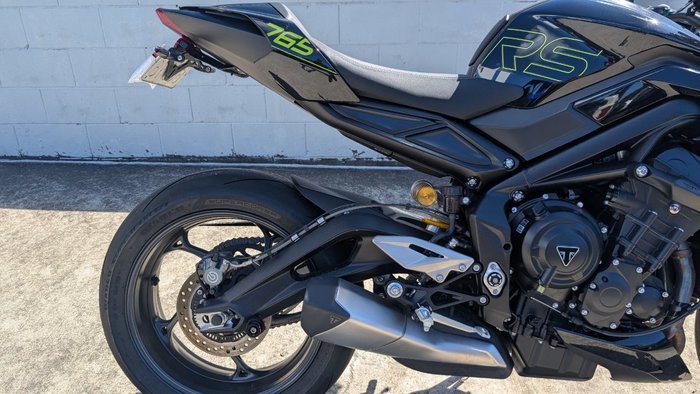 2025 Triumph STREET TRIPLE RS Black