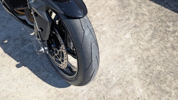 2025 Triumph STREET TRIPLE RS Black