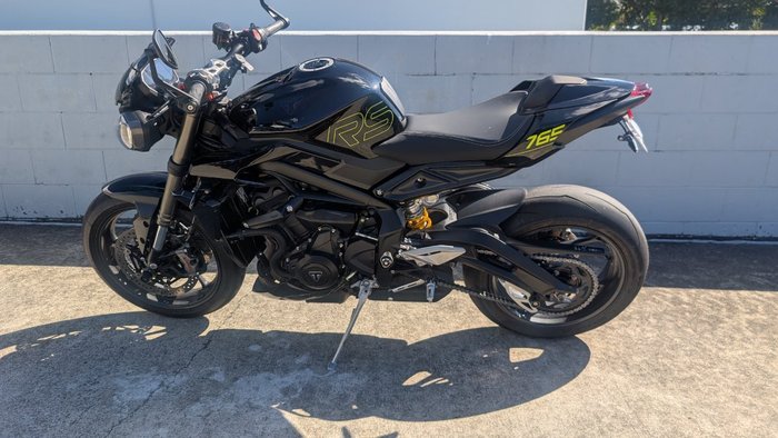 2025 Triumph STREET TRIPLE RS Black