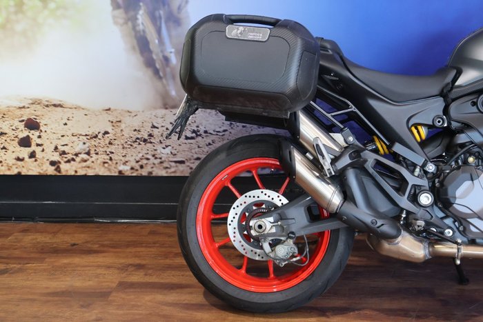 2023 Ducati MONSTER + AVIATOR GREY