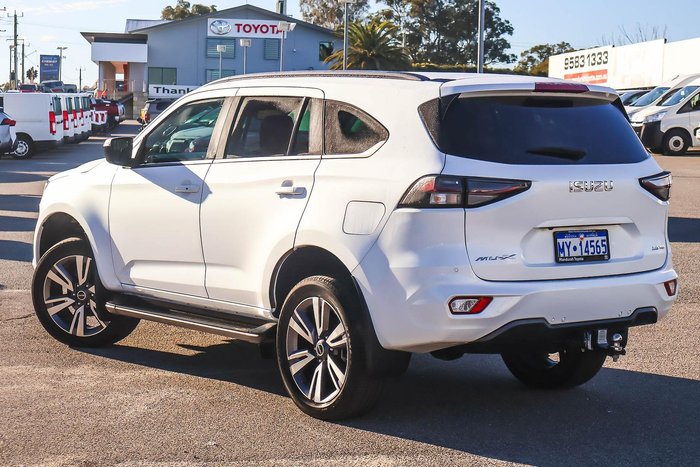 2024 Isuzu MU-X