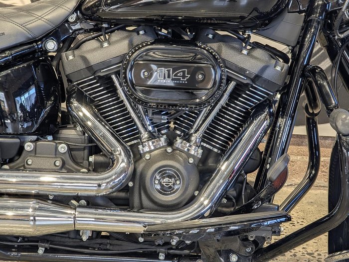 2023 Harley-Davidson Heritage Classic 114 (FLHCS) Softail Black