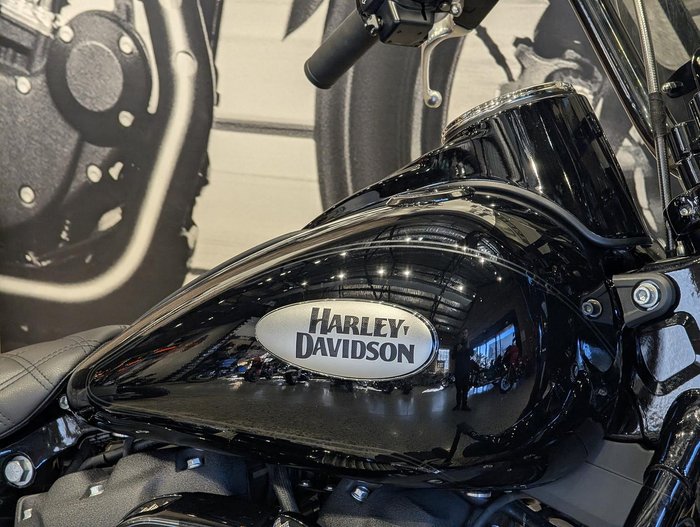2023 Harley-Davidson Heritage Classic 114 (FLHCS) Softail Black