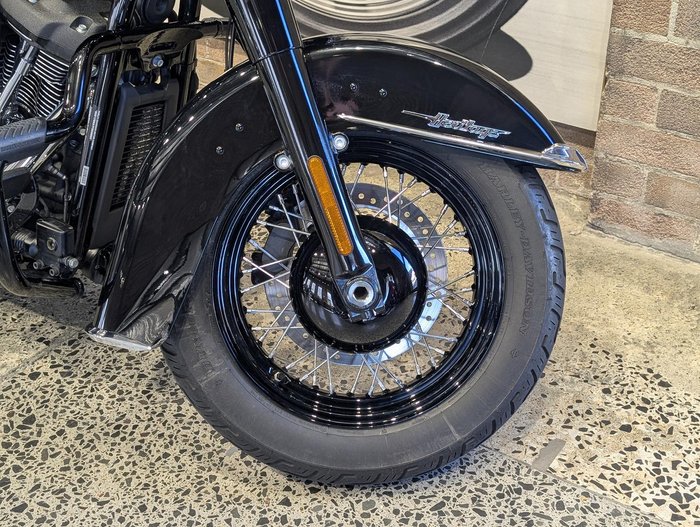 2023 Harley-Davidson Heritage Classic 114 (FLHCS) Softail Black