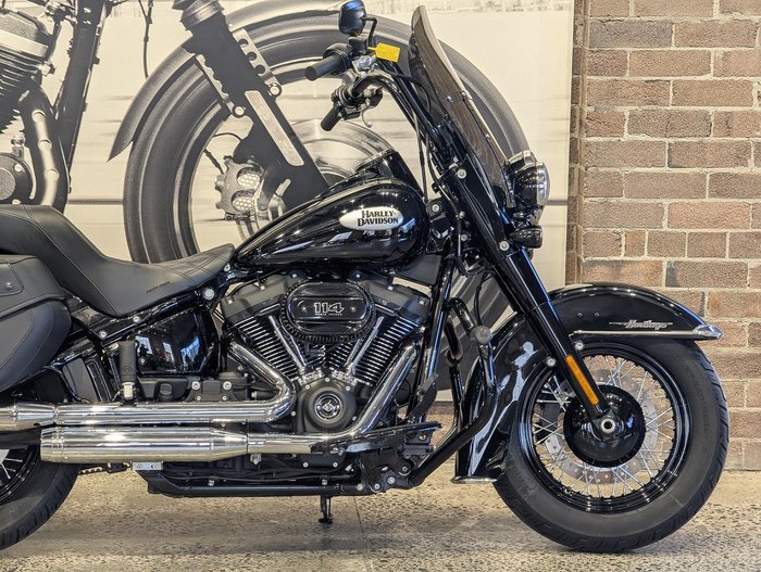 2023 Harley-Davidson Heritage Classic 114 (FLHCS)