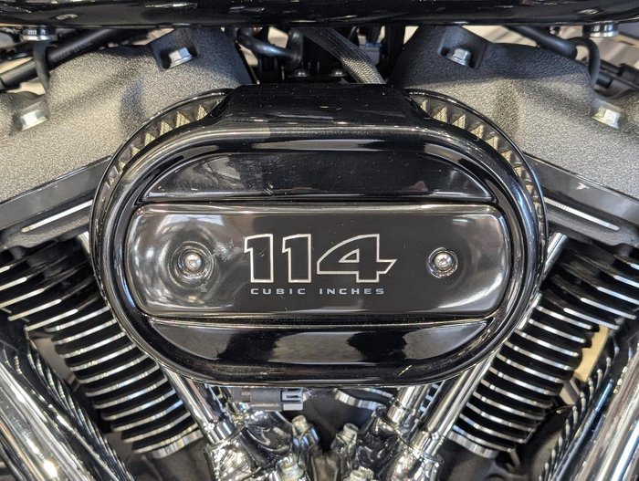2023 Harley-Davidson Heritage Classic 114 (FLHCS) Softail Black