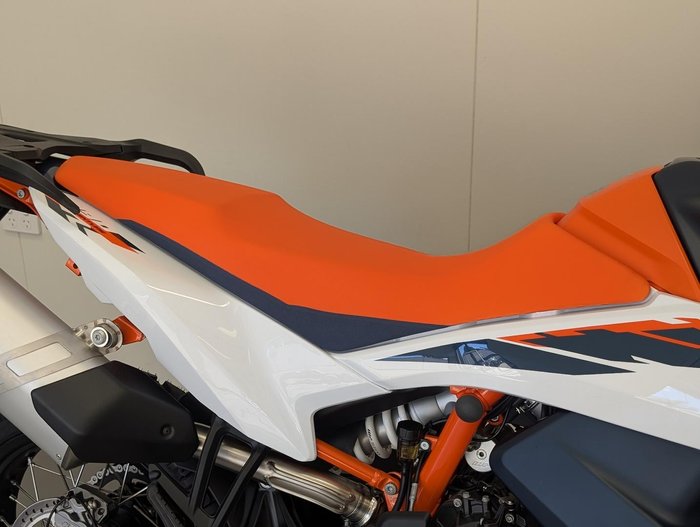2026 KTM 890 Adventure R Adventure Orange