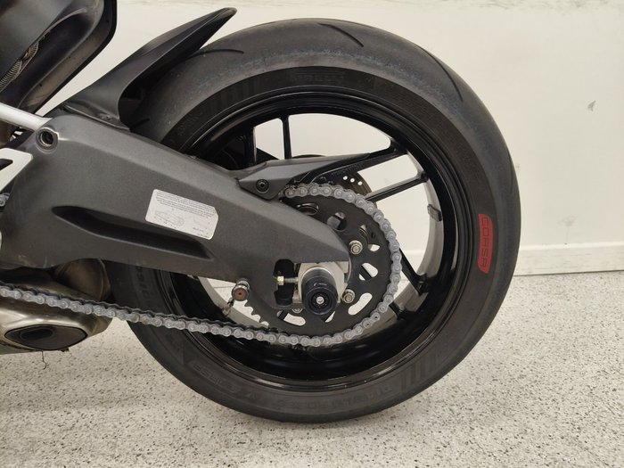 2015 DUCATI 899 PANIGALE Red