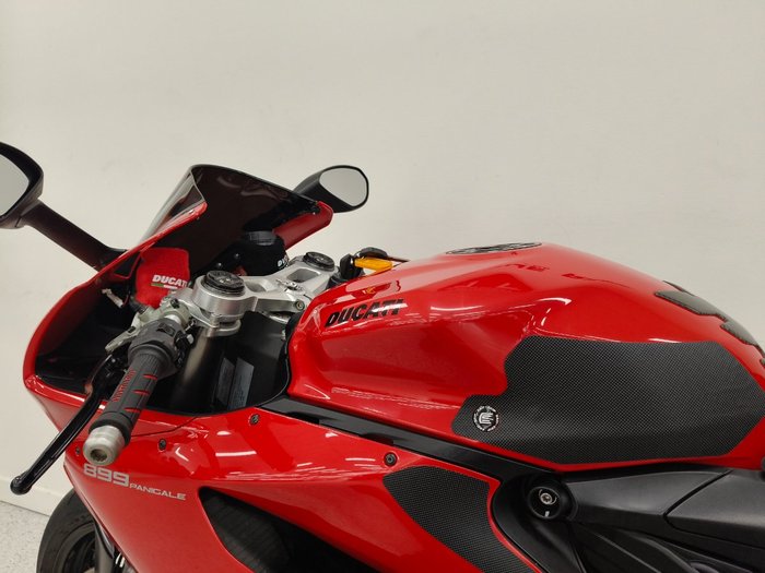 2015 DUCATI 899 PANIGALE Red