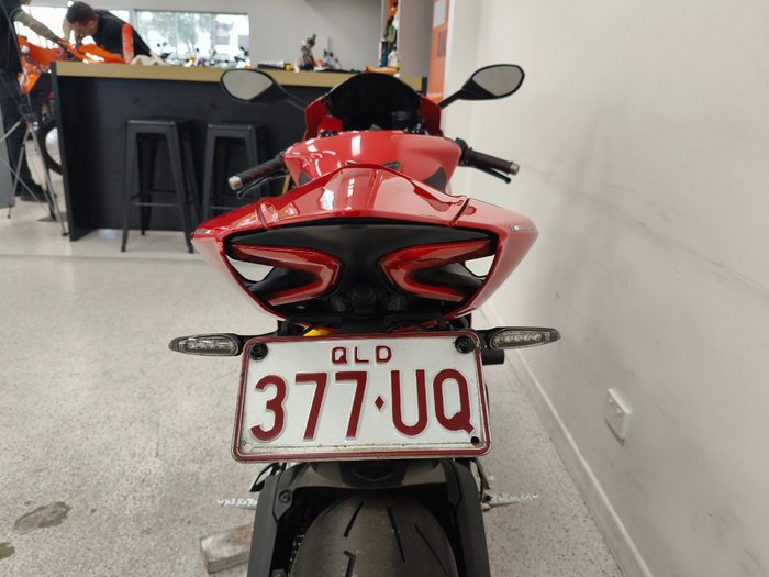 2015 DUCATI 899 PANIGALE Red