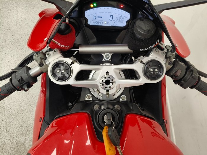 2015 DUCATI 899 PANIGALE Red