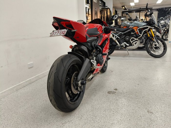 2015 DUCATI 899 PANIGALE Red