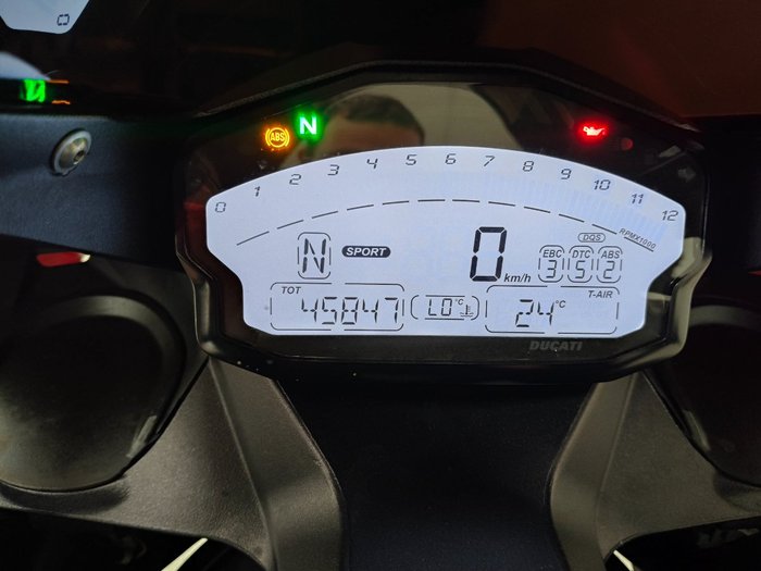 2015 DUCATI 899 PANIGALE Red