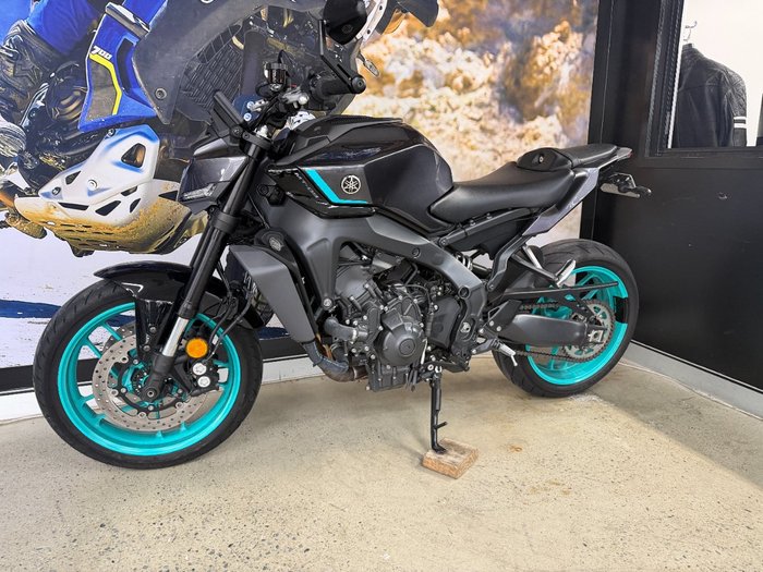 2024 Yamaha MT-09A (MT-09) BLUE