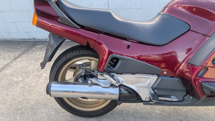 2001 Honda ST1100A Red