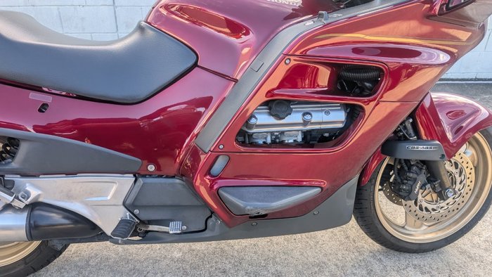 2001 Honda ST1100A Red