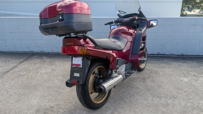 2001 Honda ST1100A Red