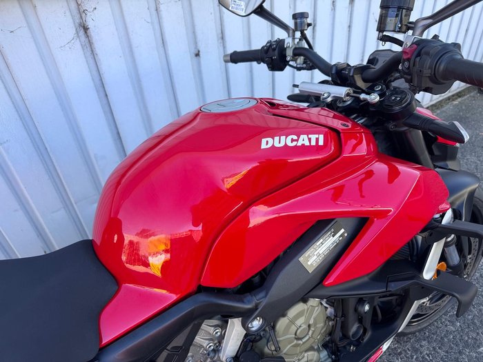 2020 Ducati Streetfighter V4 Streetfighter Red