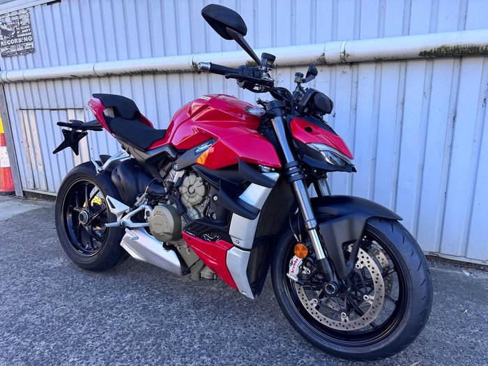 2020 Ducati Streetfighter V4 Streetfighter Red